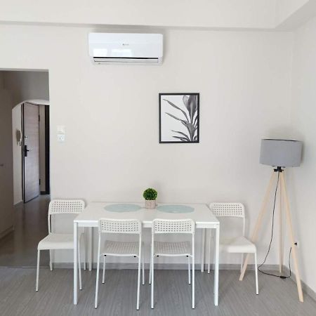 Victoros Apartment Atény Exteriér fotografie